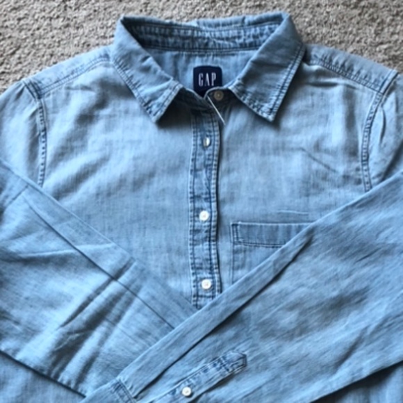Gap Jean Shirt.NWOT. - Picture 2 of 2